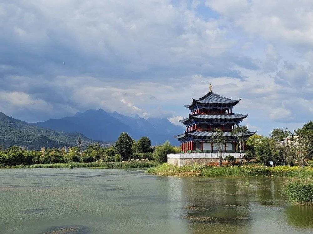 门徒娱乐:天堂在左,雨崩在右