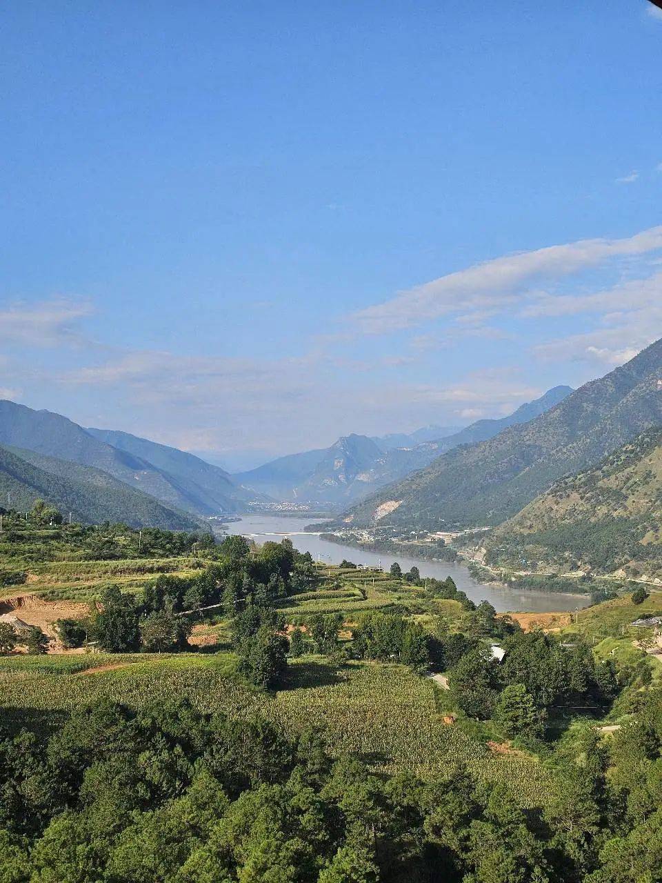 门徒娱乐:天堂在左,雨崩在右
