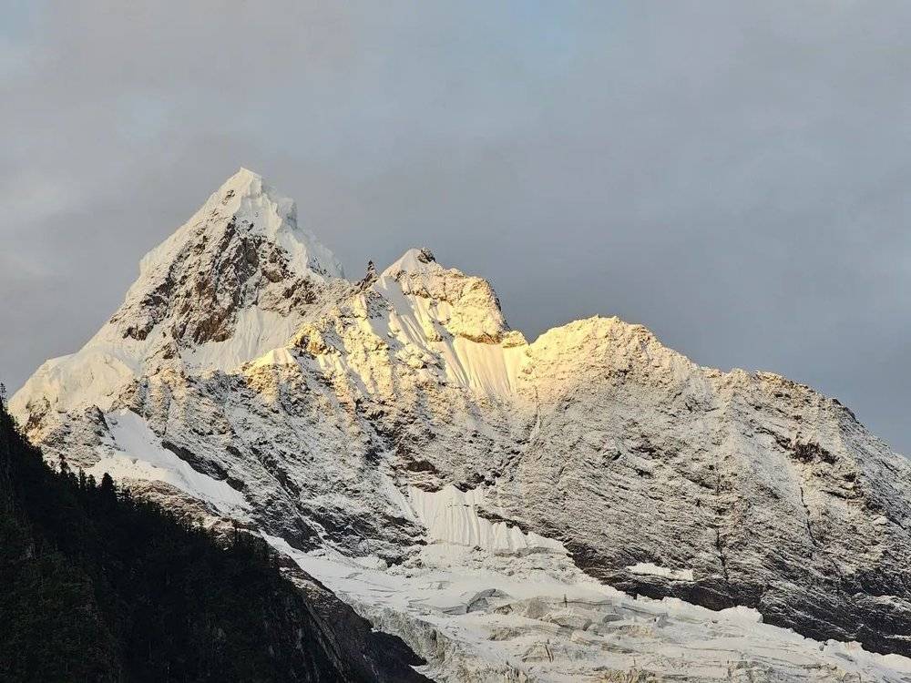 门徒娱乐:天堂在左,雨崩在右