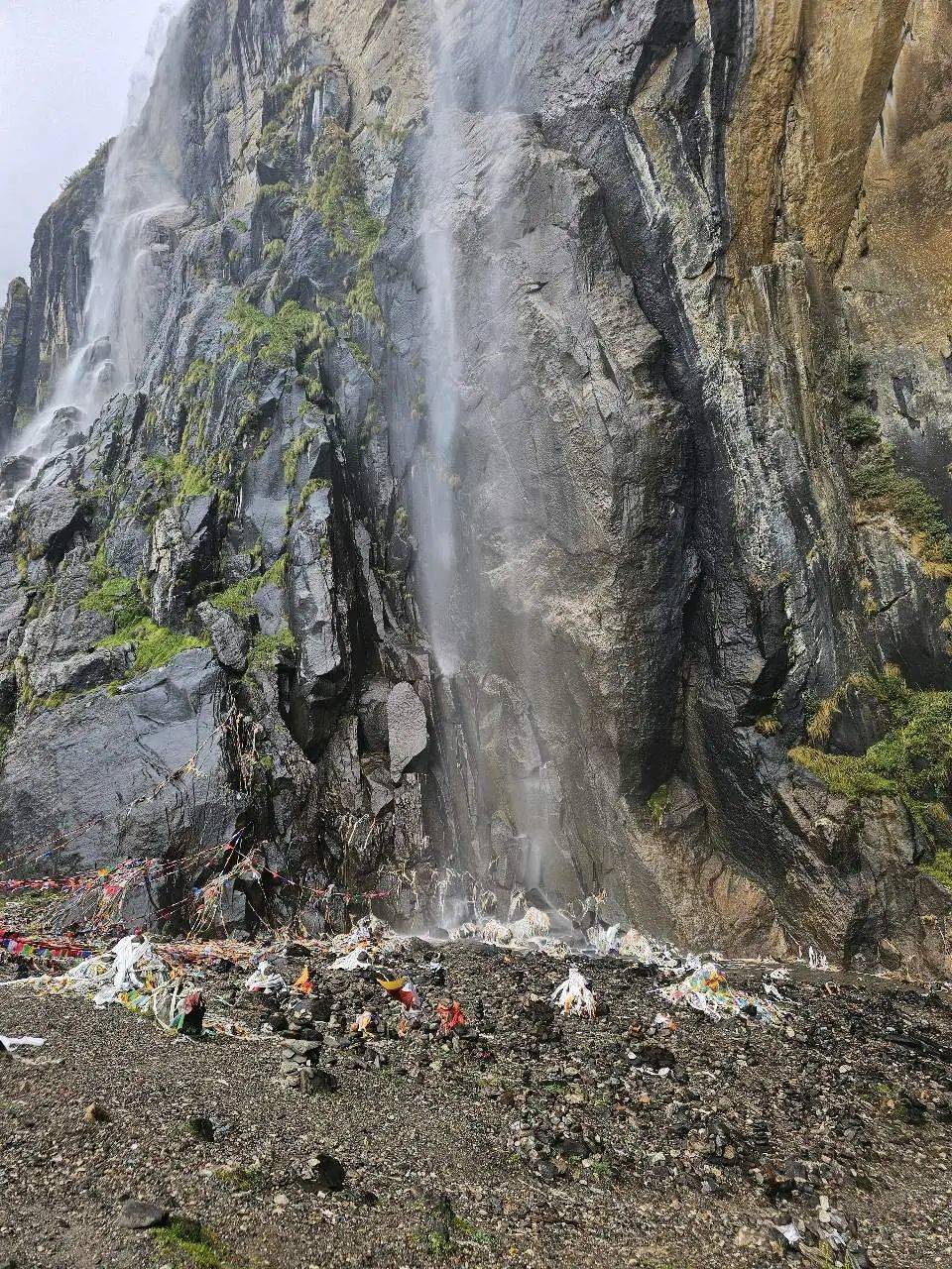 门徒娱乐:天堂在左,雨崩在右
