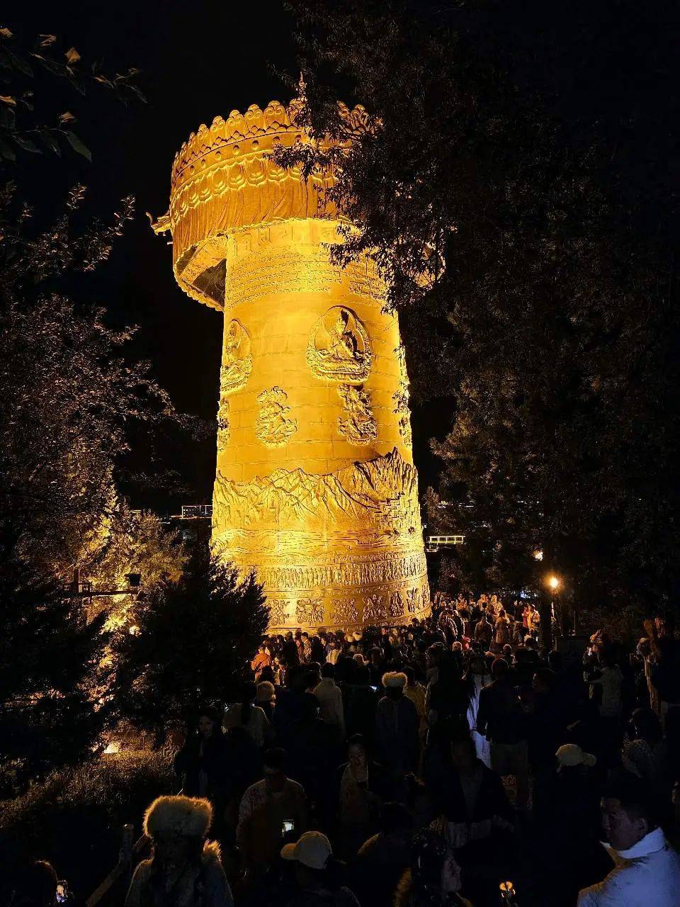 门徒娱乐:天堂在左,雨崩在右