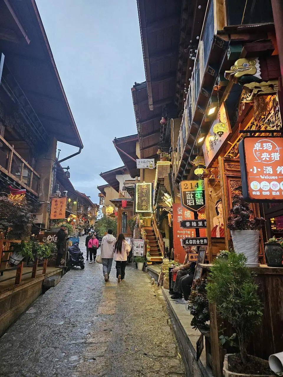 门徒娱乐:天堂在左,雨崩在右